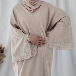 Linen abaya kimono beige à franges et manches perlées