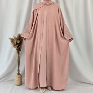 Abaya rose avec manches à dentelles