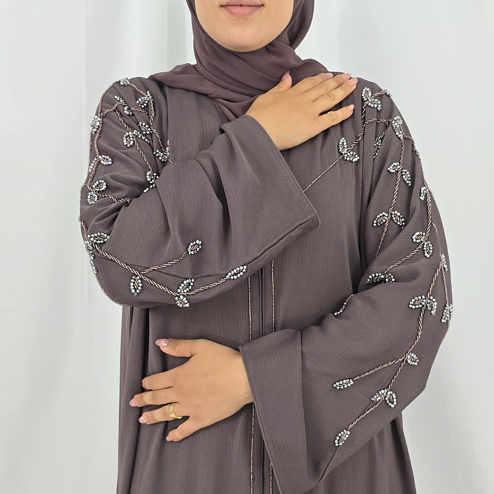 Abaya perlée phare One-tone – Image 10