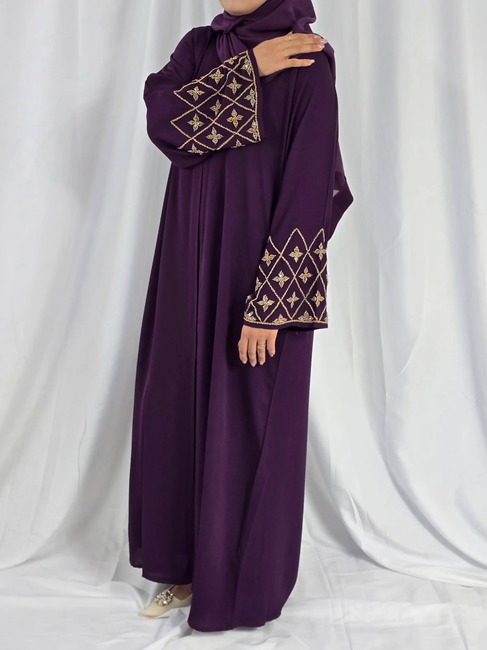 Abaya violette perlée – Image 3